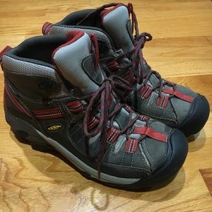 Keen hiking boots